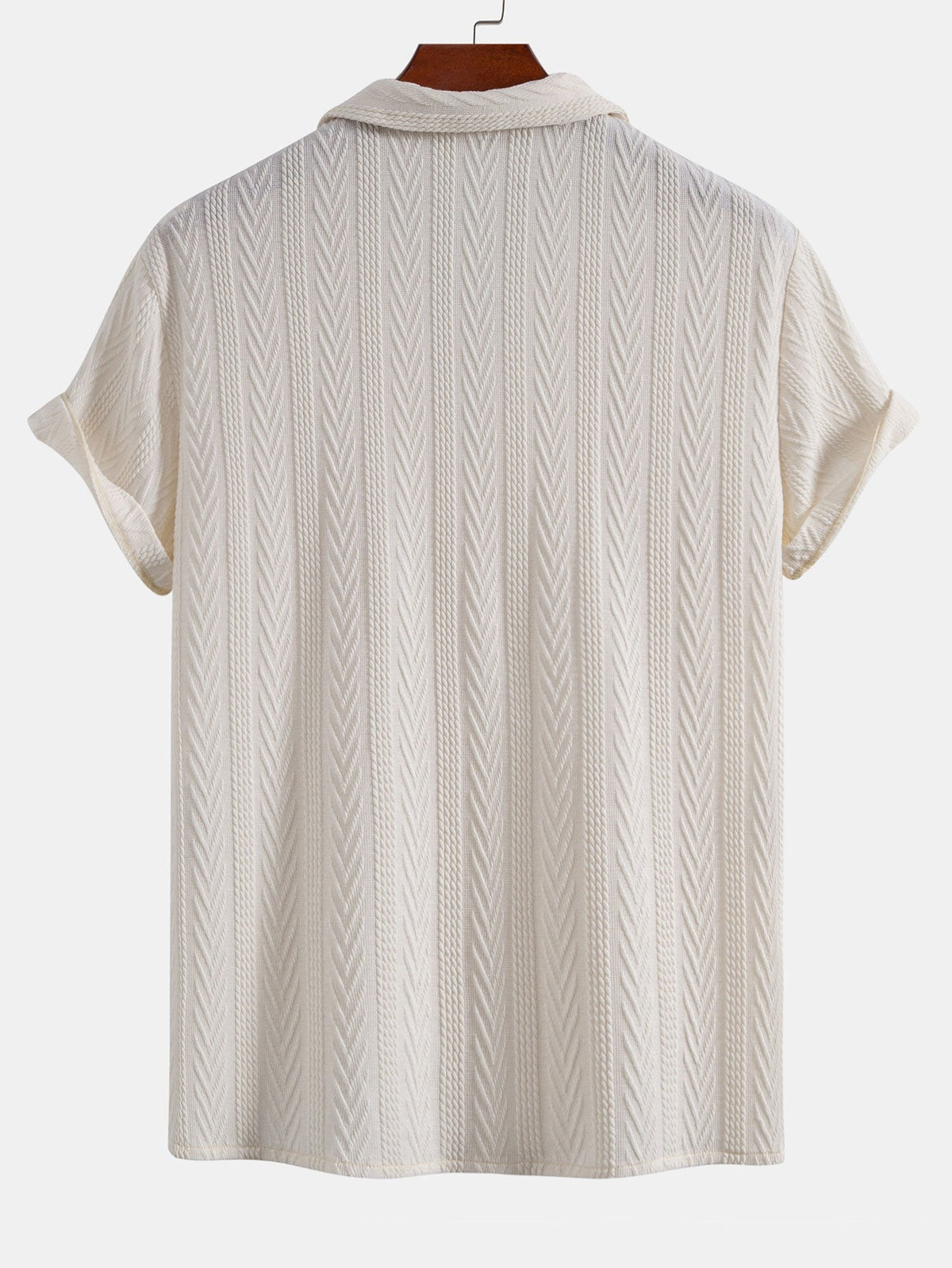 Camisa cubana de jacquard texturizado y pantalones de pierna recta con textura arrugada