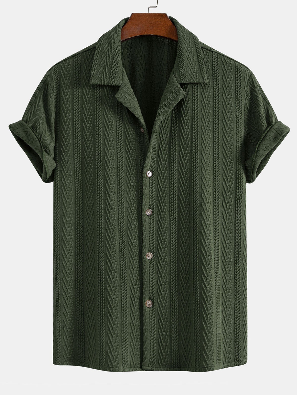 Camisa cubana de jacquard texturizado y pantalones de pierna recta con textura arrugada