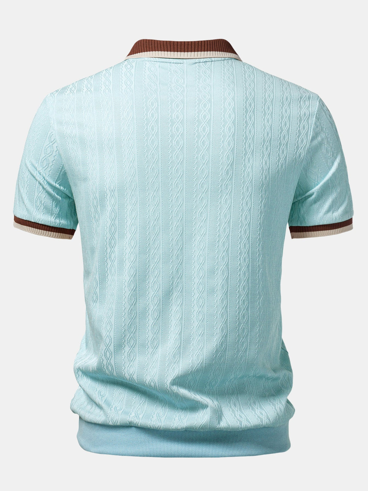 Polo de punto con cremallera y ribete en contraste con textura y pantalones ajustados de corte cónico