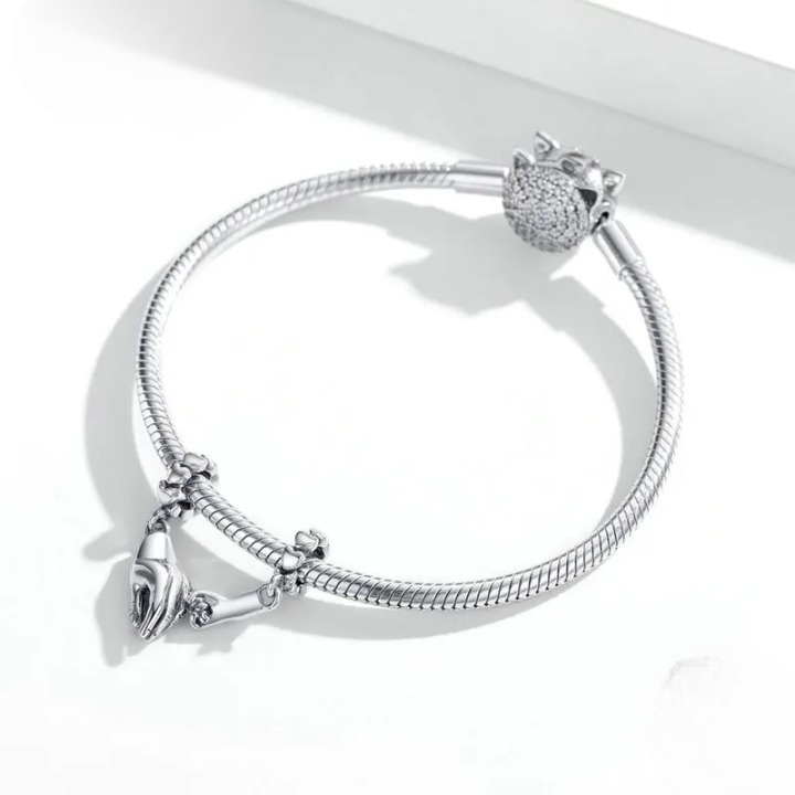 Holding Hands Charm