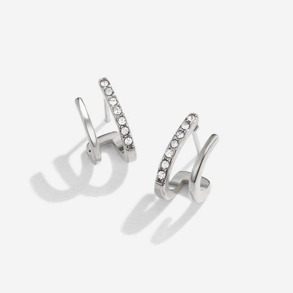 Pendientes plateados de cristal engastado con garras